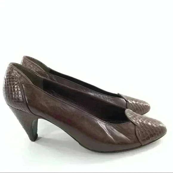 Stuart Weitzman heels 8 brown leather snakeskin pointy vintage 80s 90s pinup - Picture 1 of 12